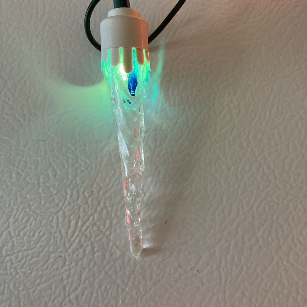 Icicle String Light Covers - Picture 5 of 5